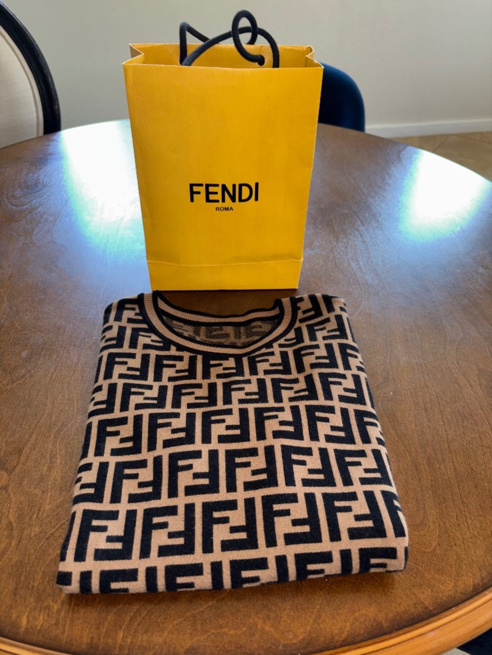 FENDI Women's Short Sleeved Sweater monogramed top- brown and black